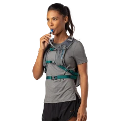 Nathan Crossover Pack 10L -New Balance sales NS30330 80072 CrossoverPack10L onBody 5